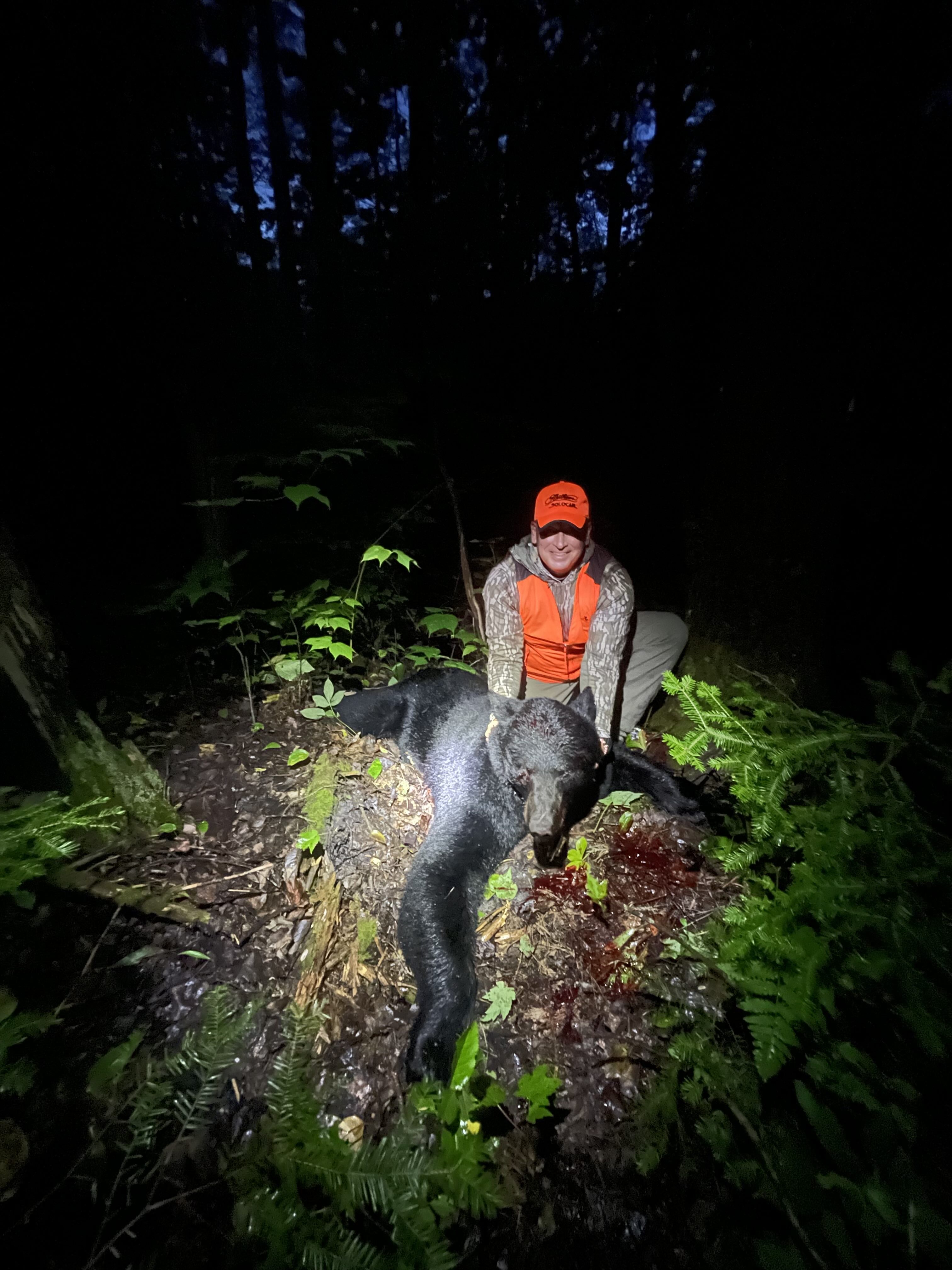 https://0901.nccdn.net/4_2/000/000/06b/a1b/wild-north-outfitters-hunter-with-black-bear-harvest.jpg