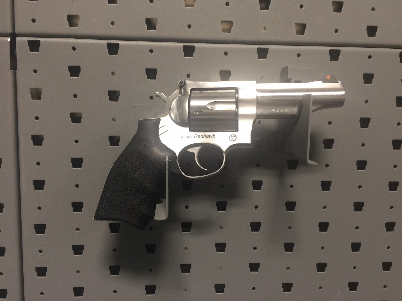 Ruger Redhawk - 44 Magnum
$9