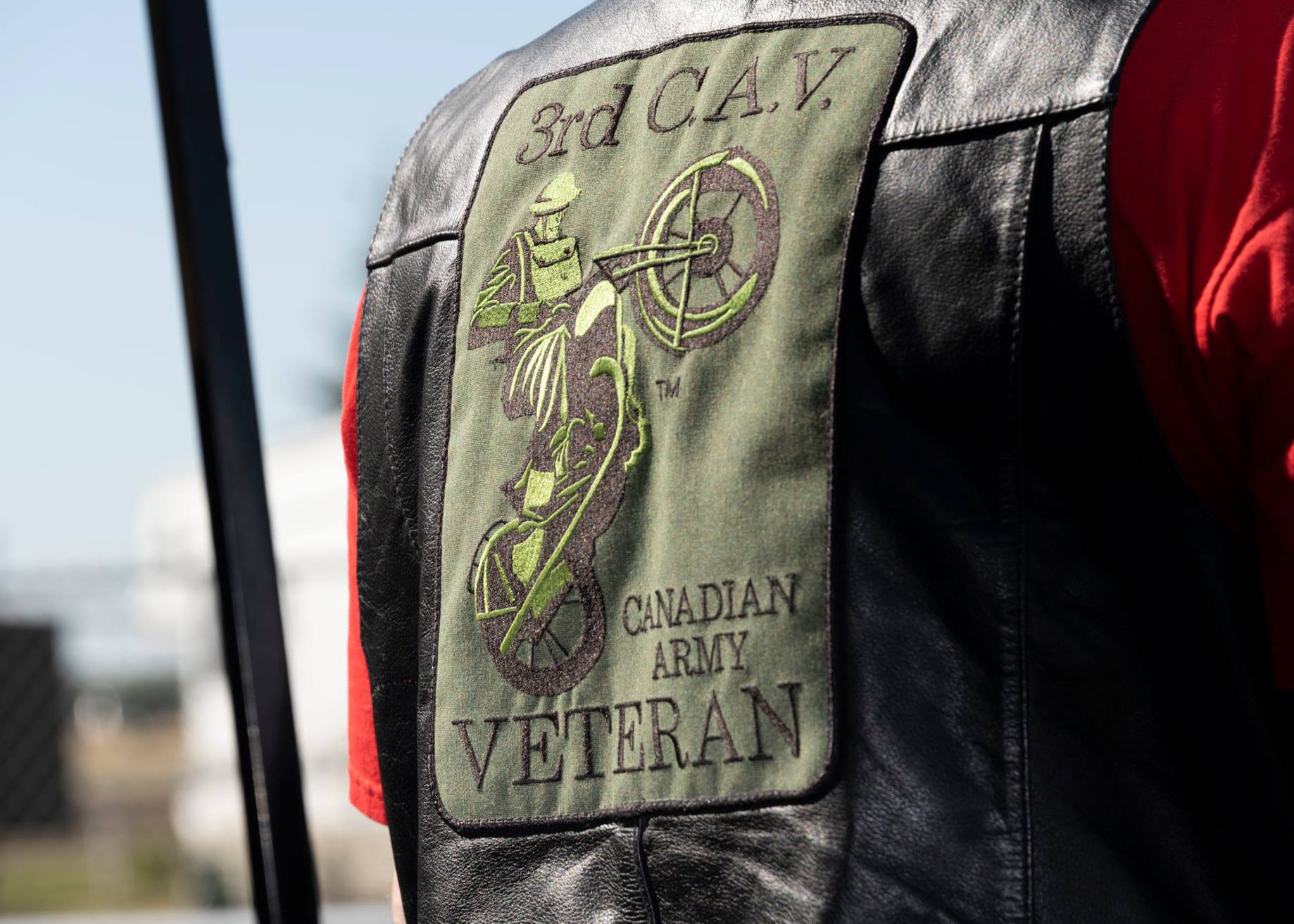 https://0901.nccdn.net/4_2/000/000/071/260/3rd-cav-patch.jpg