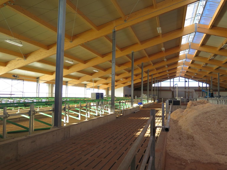 2015 Nova Scotia - Robot dairy barn