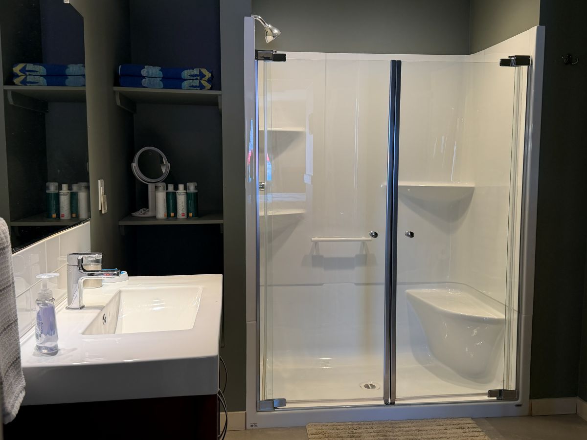 https://0901.nccdn.net/4_2/000/000/071/260/twig-bath-resized.jpg