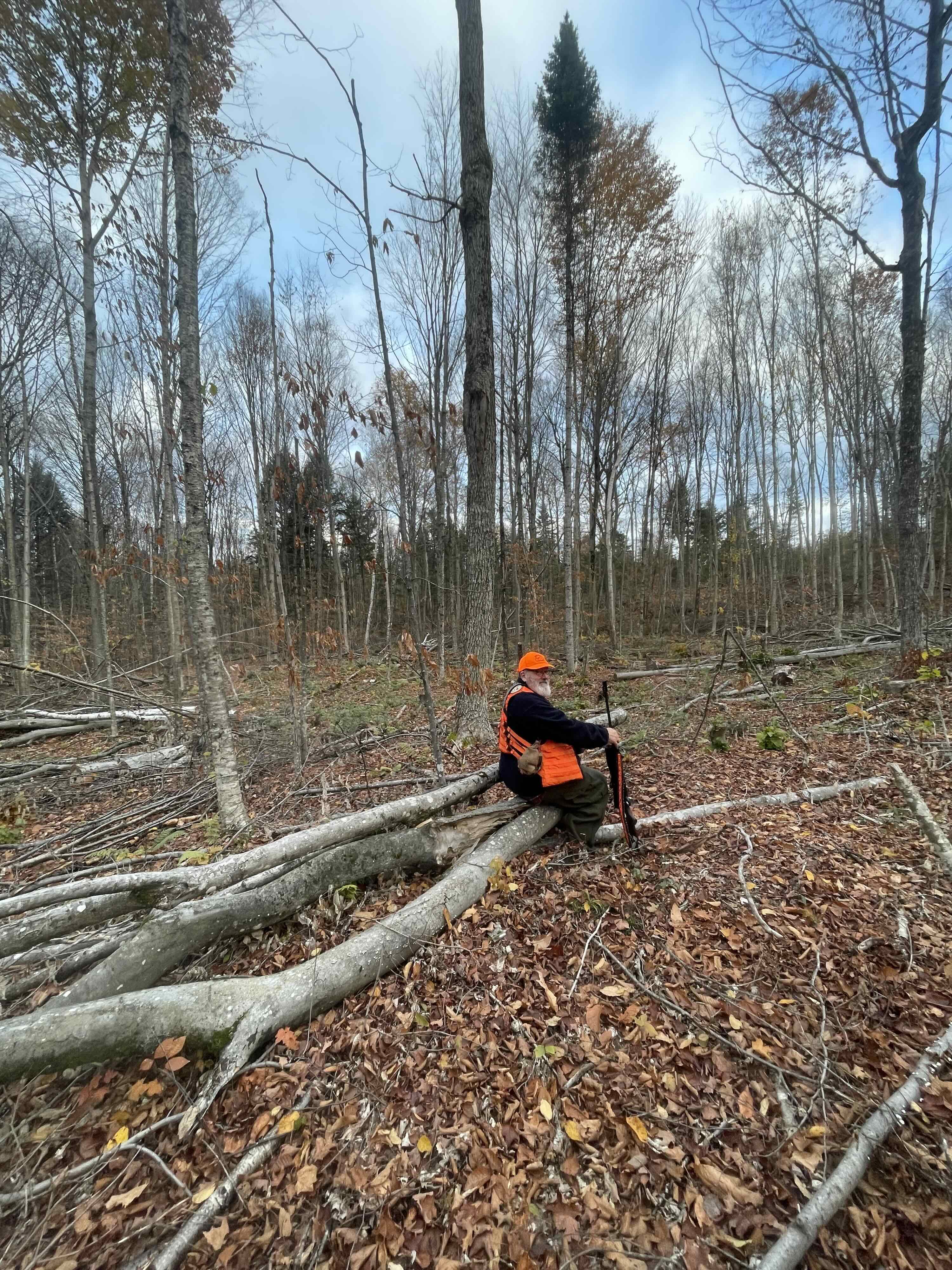 https://0901.nccdn.net/4_2/000/000/072/2aa/2025-guided-moose-hunting-ontario-gino-copy.jpg