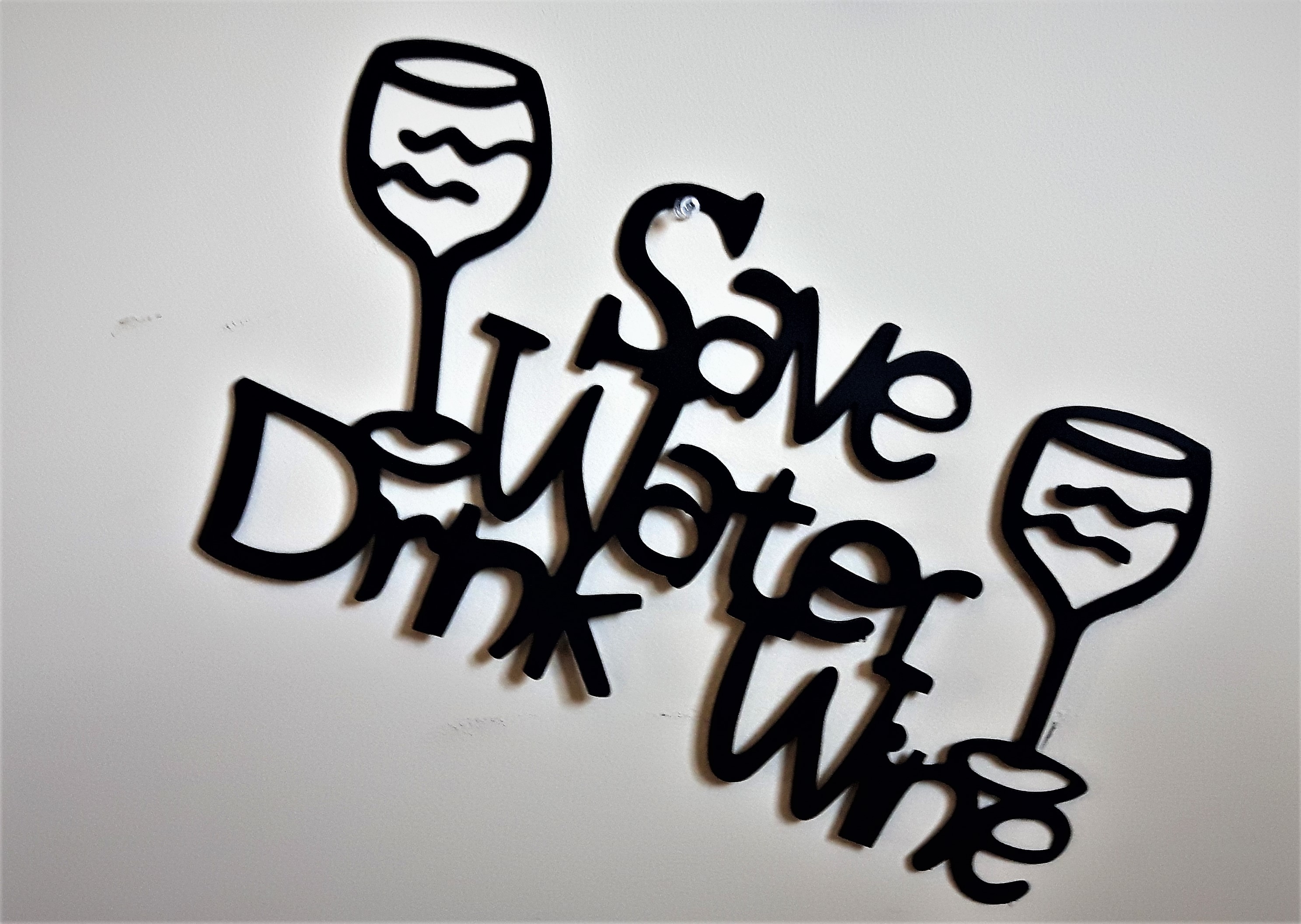 Metal art, Wine, Campbell river BC, Vancouver island BC, Vancouver BC, Victoria BC, British Columbia,Alberta