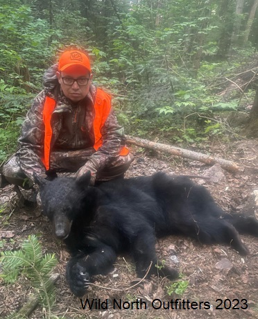 https://0901.nccdn.net/4_2/000/000/076/de9/2023-spring-ontario-black-bear-hunt-wild-north-outfitters-stan.jpg