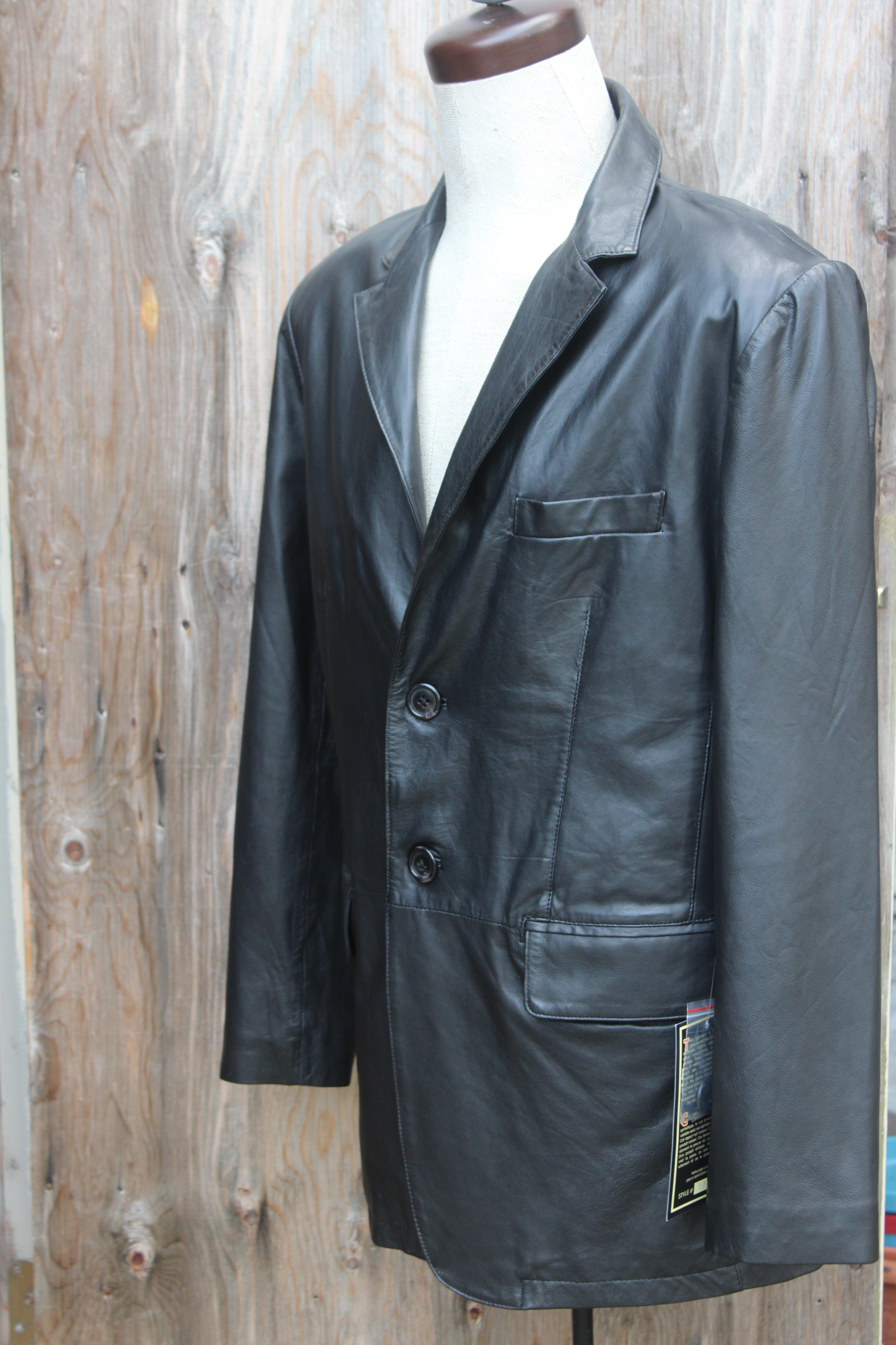 Black Blazer- $395.00
Plonge Leather
Style#: 40400BK
