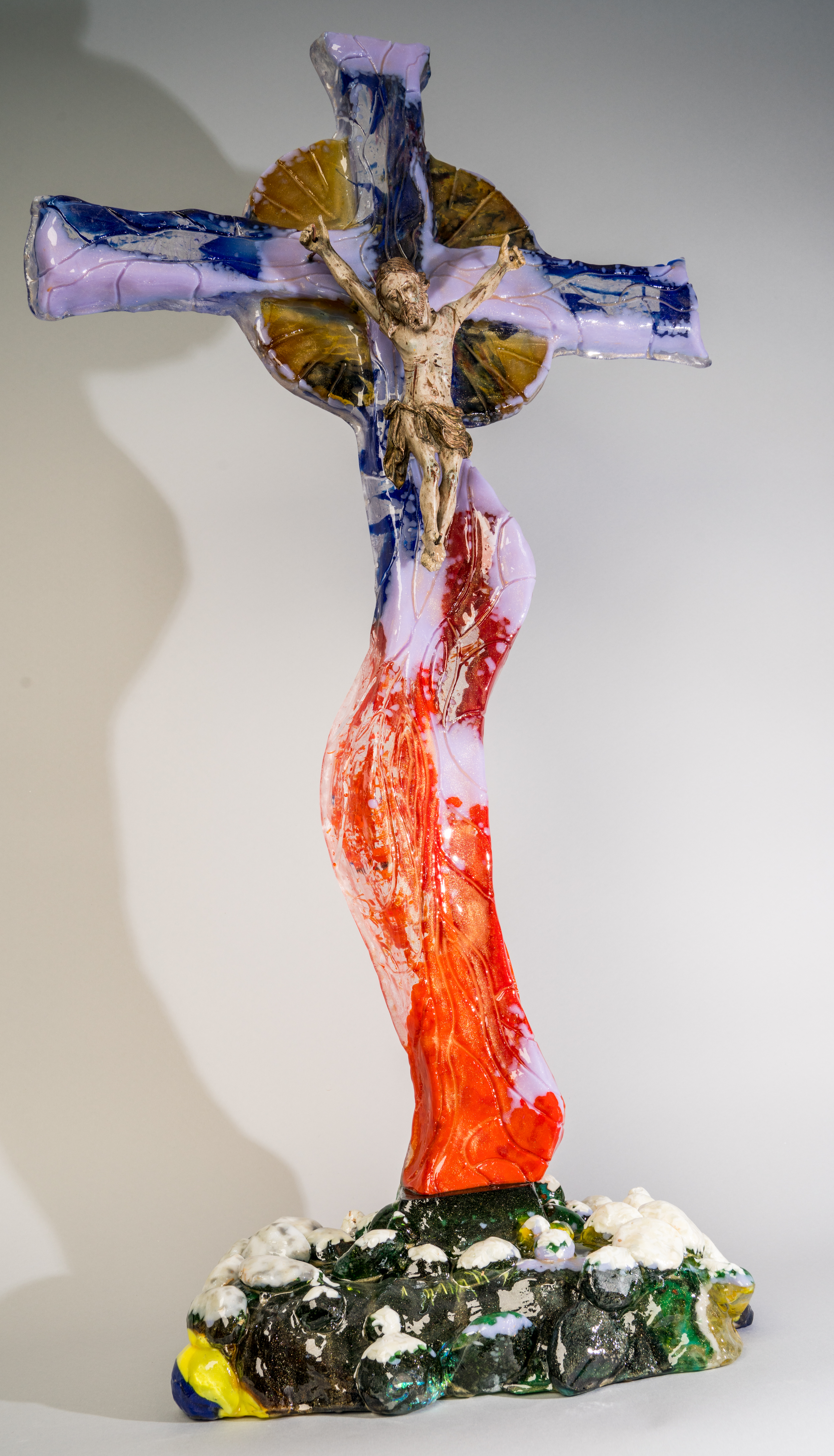 cast glass With wood 16th C Jesus