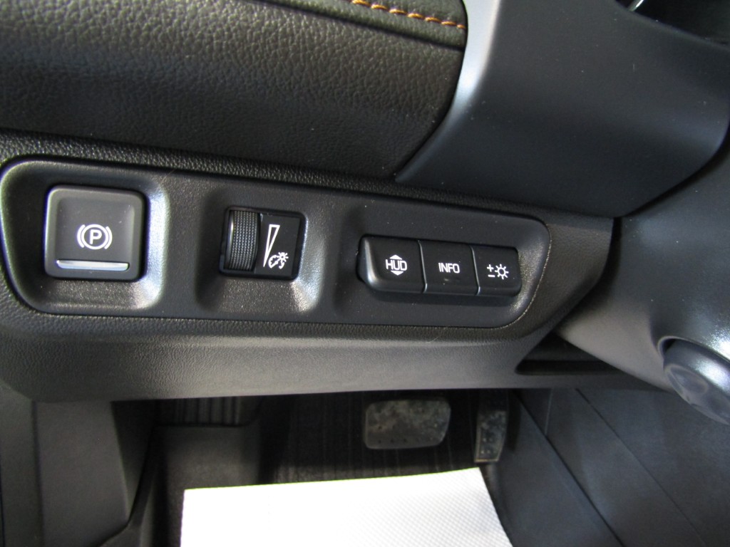 https://0901.nccdn.net/4_2/000/000/076/de9/img_3445--medium-.jpg