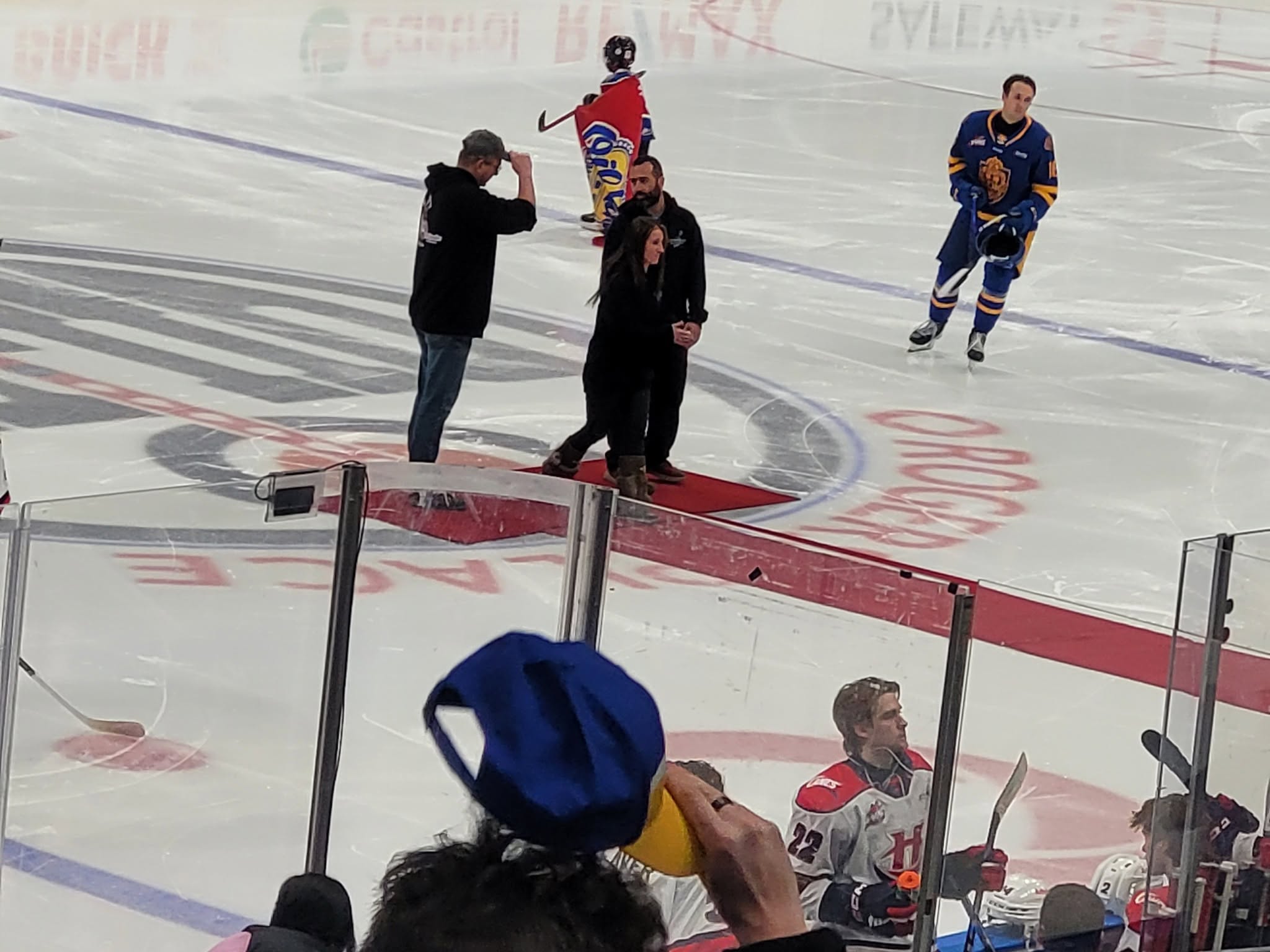 https://0901.nccdn.net/4_2/000/000/076/de9/puck-6.jpg