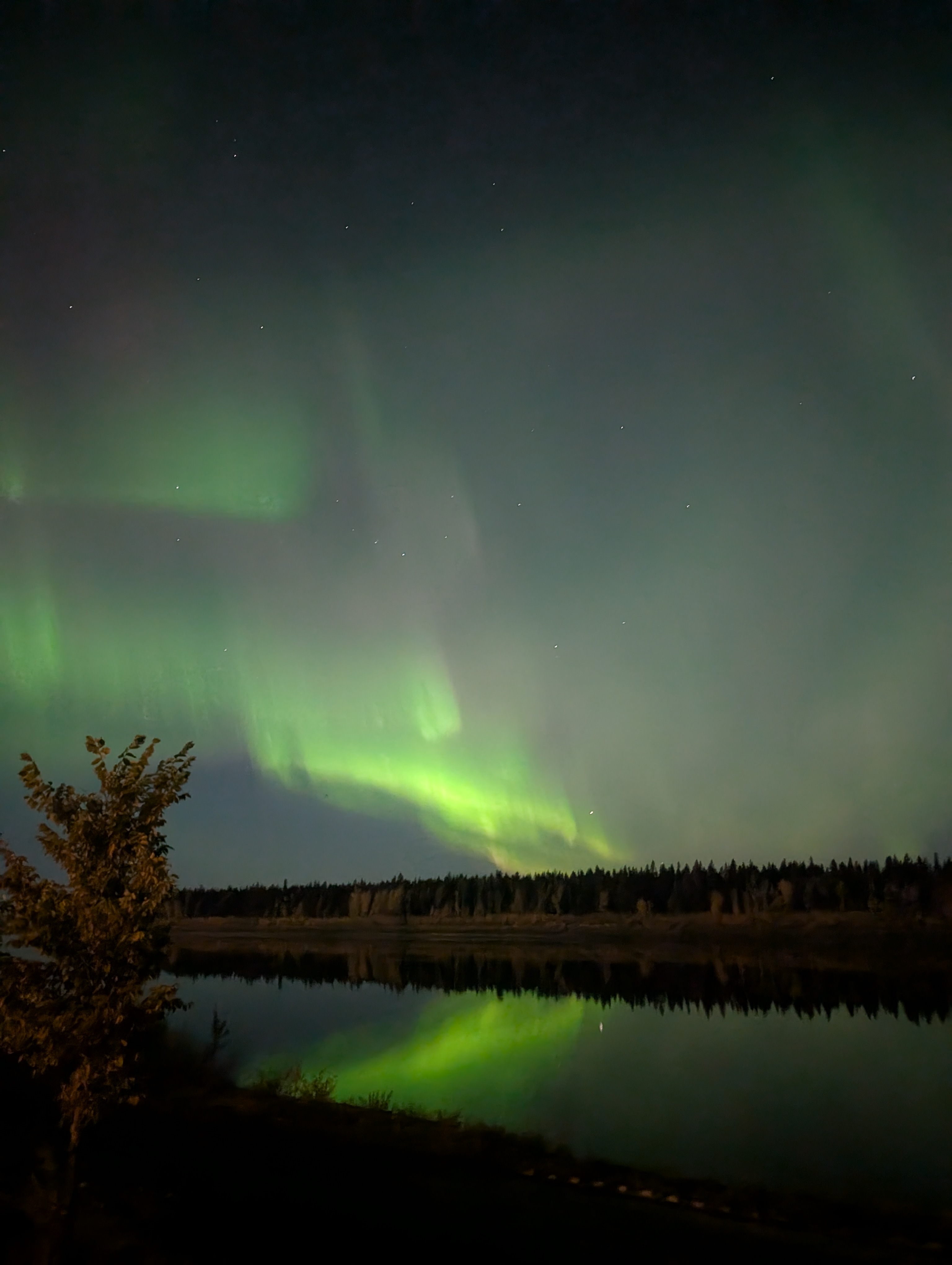 https://0901.nccdn.net/4_2/000/000/076/de9/pxl_20251003_043543530.night.jpg