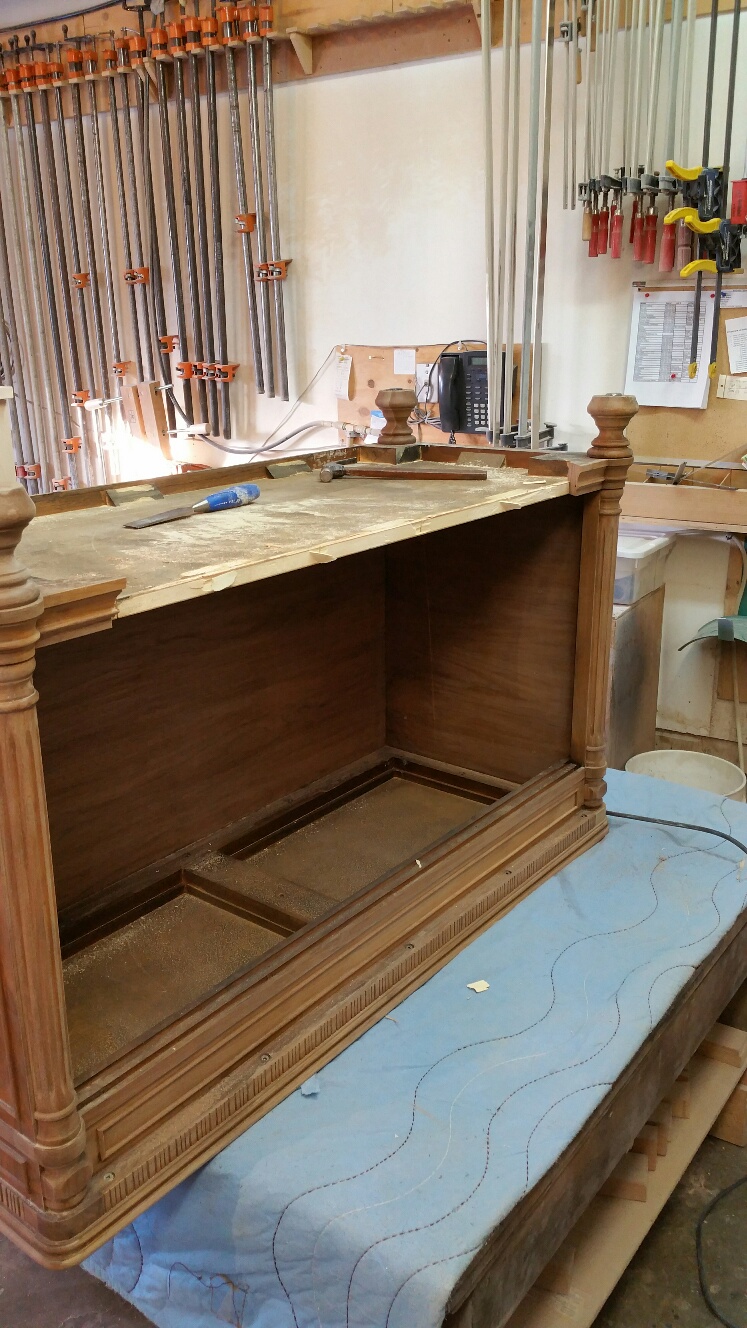 Convert 2-dr console to comp desk