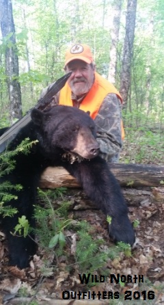 https://0901.nccdn.net/4_2/000/000/078/264/2016-trophy-black-bear-ontario-pete.jpg