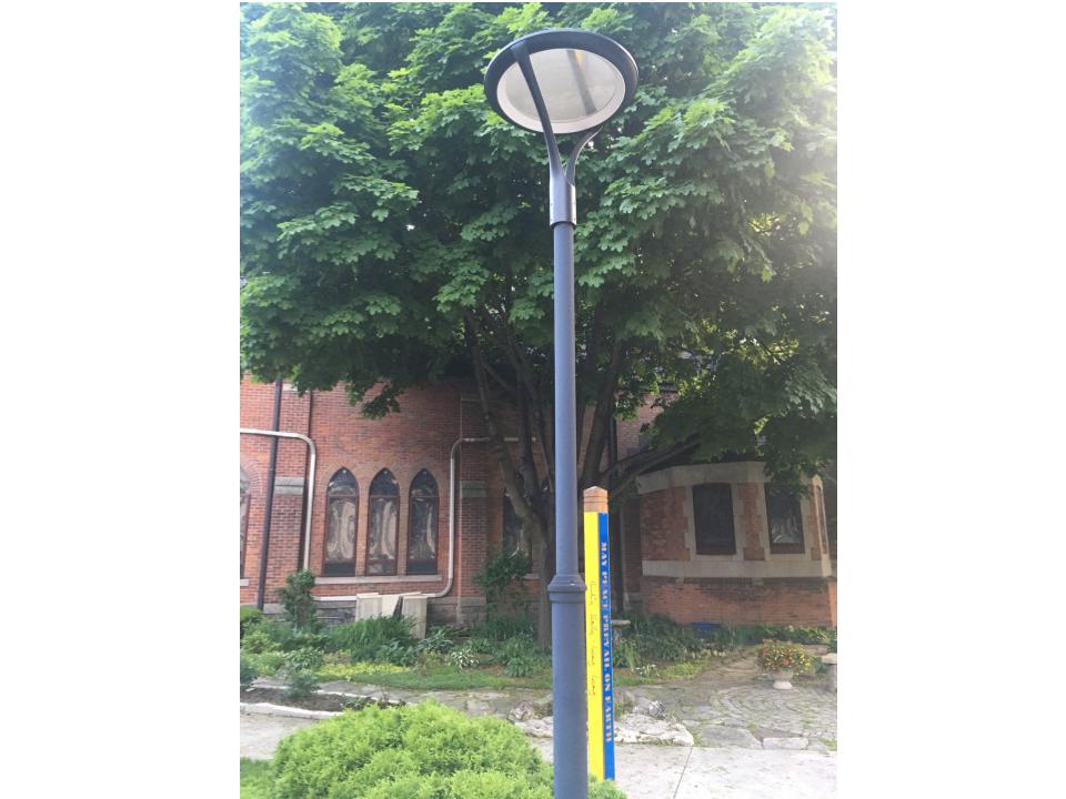 New light and lamppost - May 2020