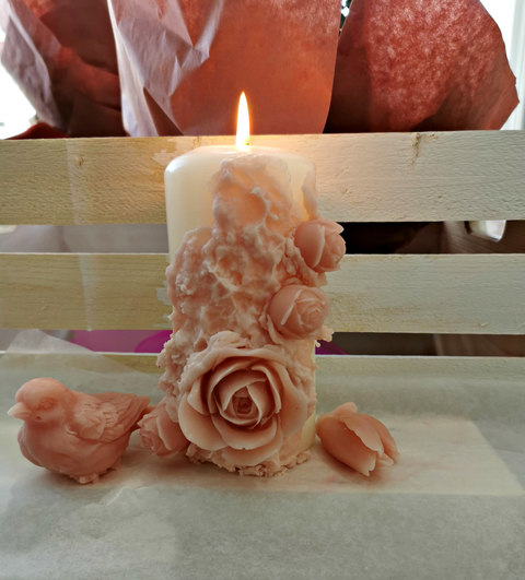 Rose Adorned....$85.00
Choose your colour! Rose Adorned....$85.00
Choose your colour!