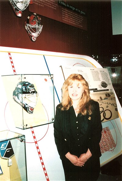 Marlene Honoured by Canada