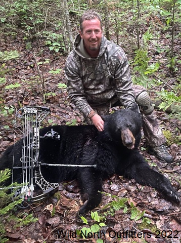 https://0901.nccdn.net/4_2/000/000/07d/95b/2022-spring-ontario-black-bear-hunt-wild-north-outfitters-jason.jpg
