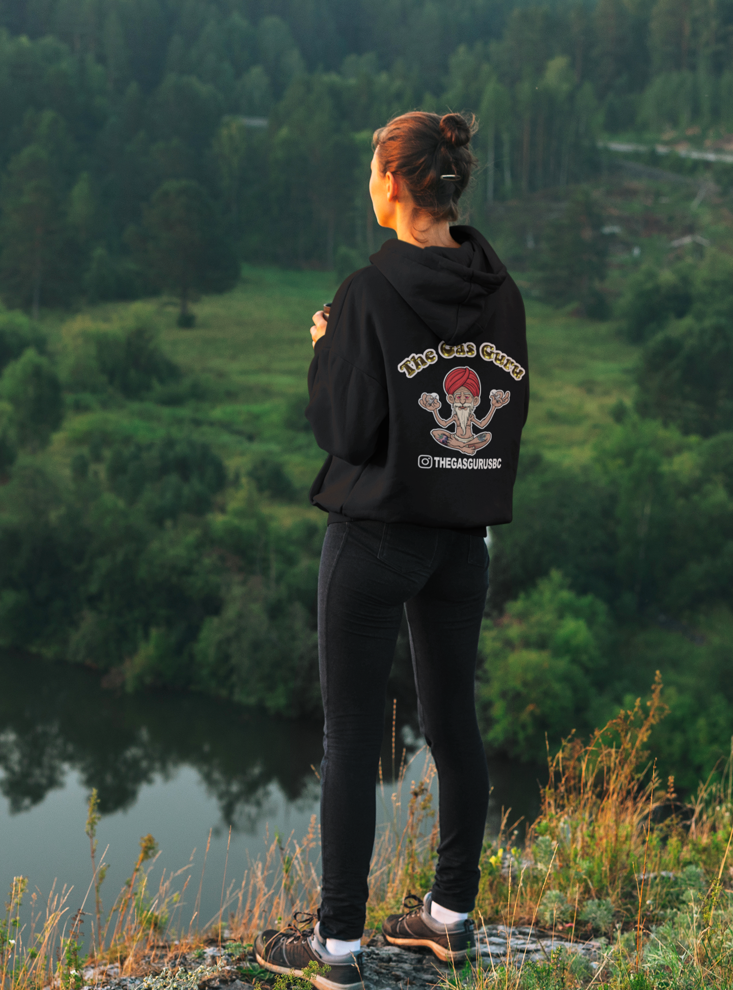 https://0901.nccdn.net/4_2/000/000/07d/95b/hoodie-featuring-a-woman-admiring-a-lake-view-gosexyca.png