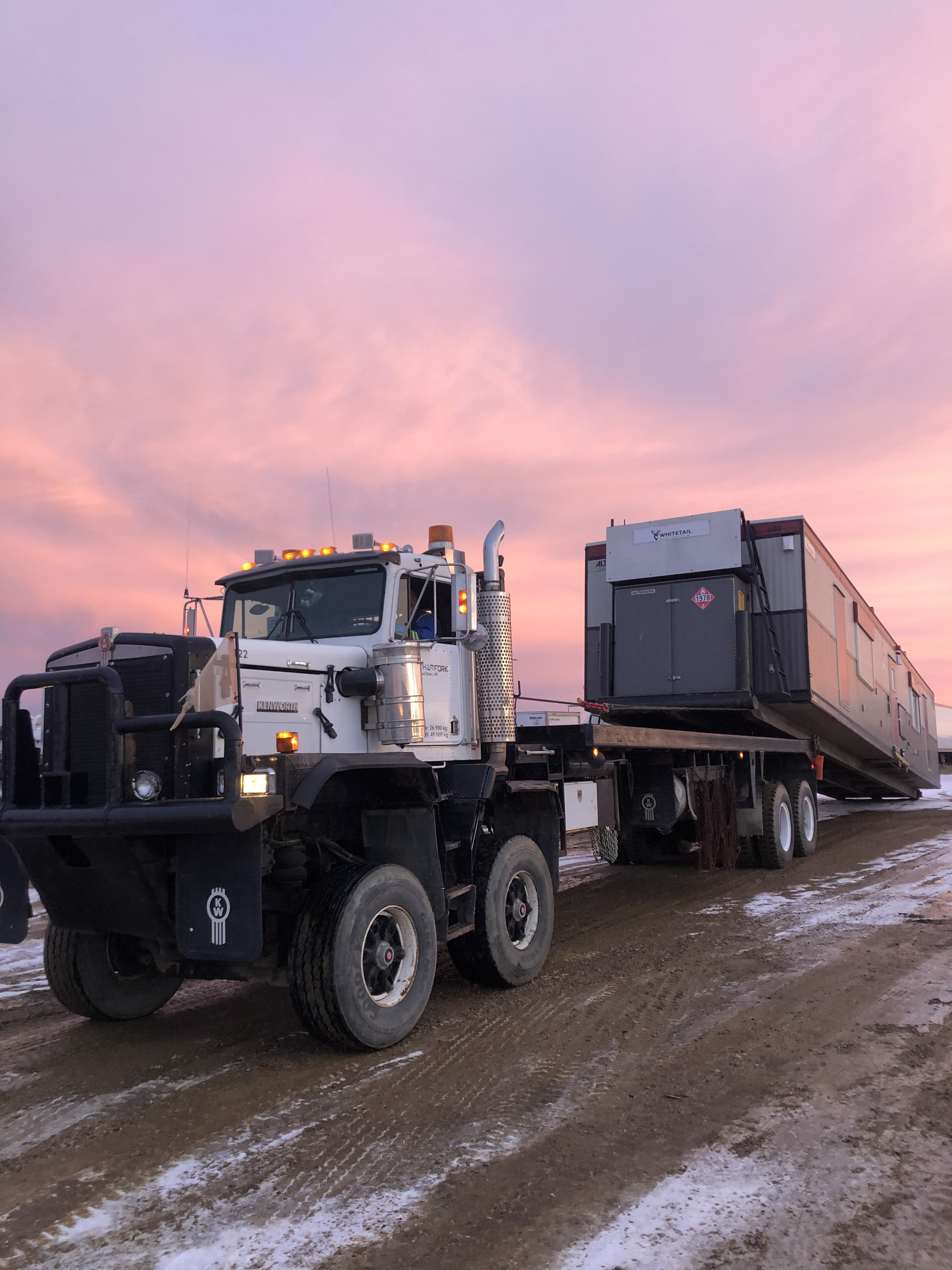 https://0901.nccdn.net/4_2/000/000/07e/1ce/191122---Moving-Shacks-in-the-yard---3-3024x4032.jpg