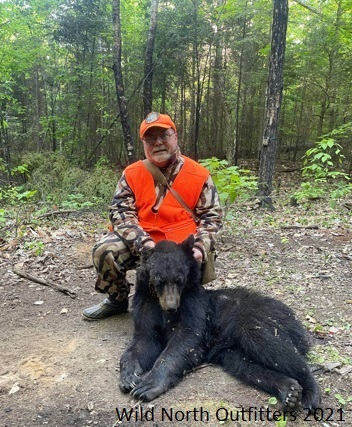 https://0901.nccdn.net/4_2/000/000/07e/96f/2021-spring-ontario-black-bear-hunt-wild-north-outfitters-dennis.jpg