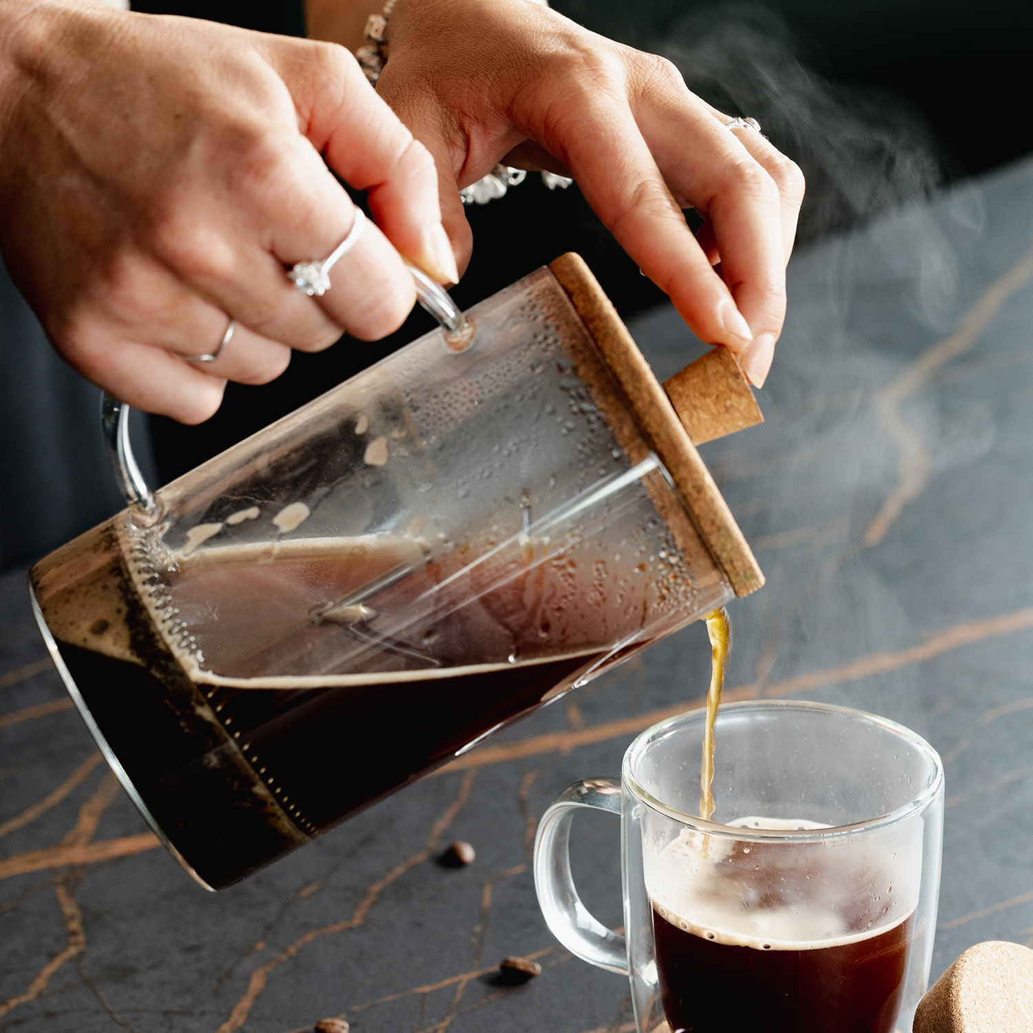 https://0901.nccdn.net/4_2/000/000/081/4ce/124128-5-onsens-coffee-plunger.jpg