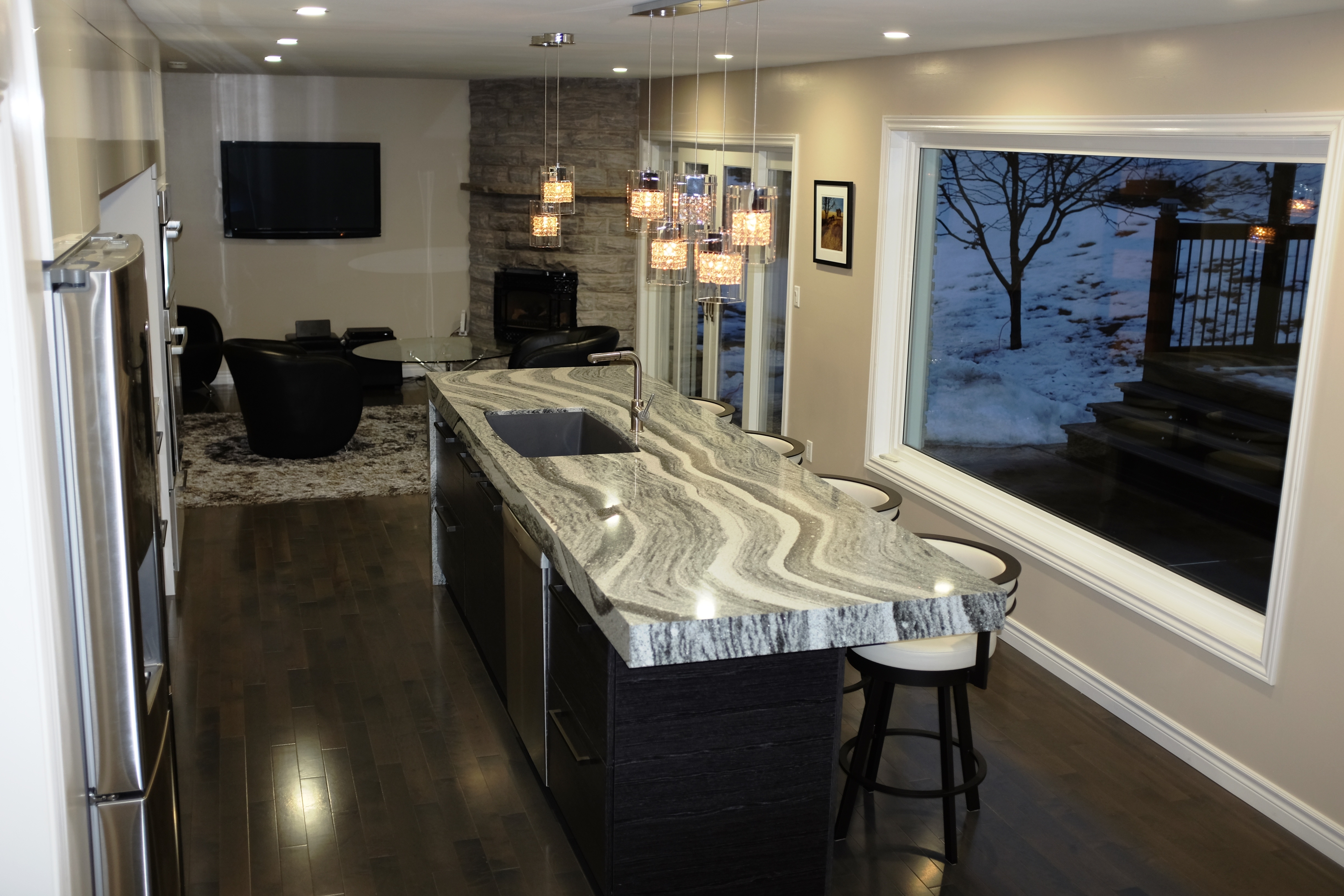 https://0901.nccdn.net/4_2/000/000/081/4ce/Cobourg-1d-4896x3264.jpg