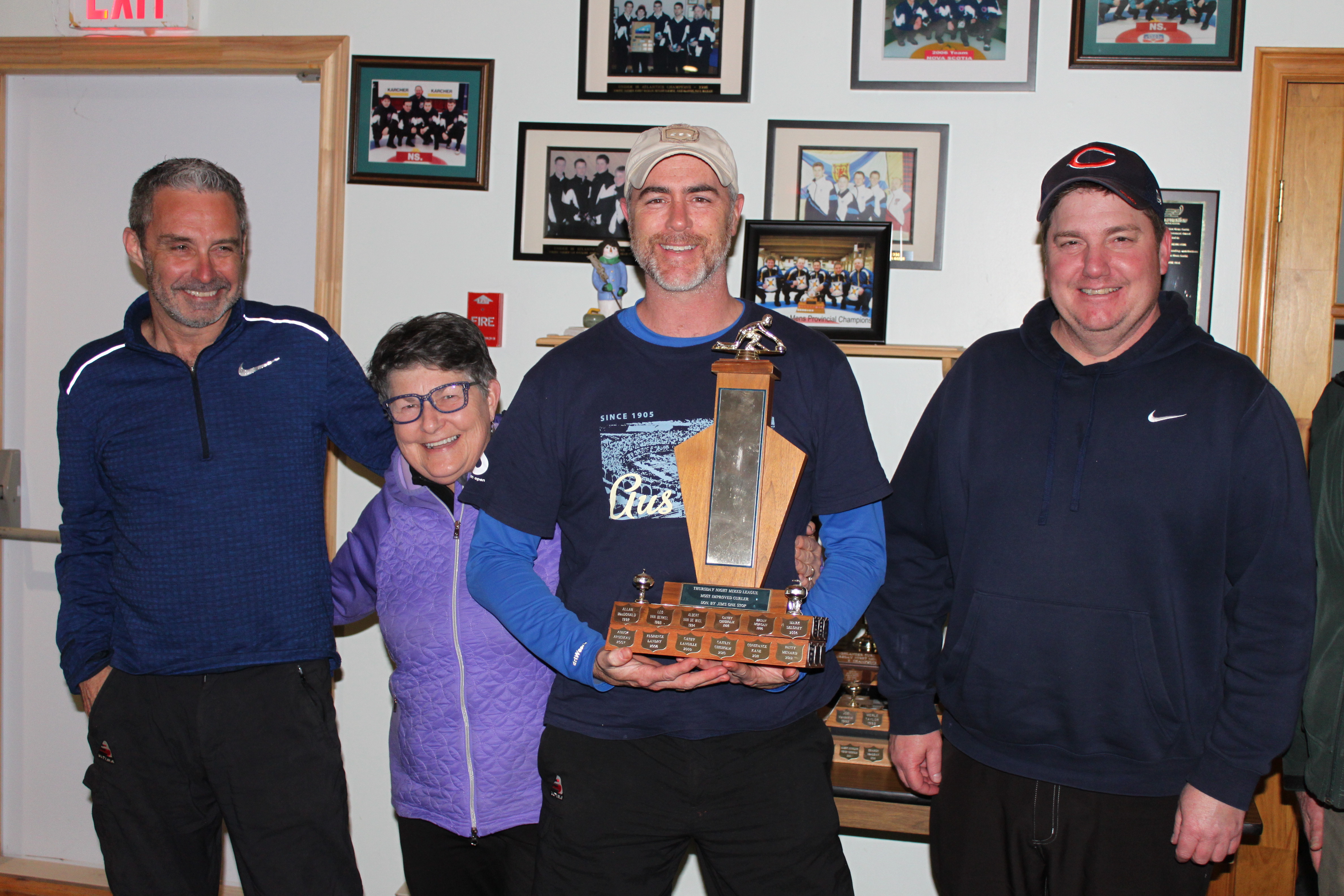 Thursday Night B division champions: Brian Nicholson (absent for photo), Leona Williams, Eric Lumsden, & David MacKenzie (absent for photo)
Team is joined here by Mike Silver who spared on the final evening.