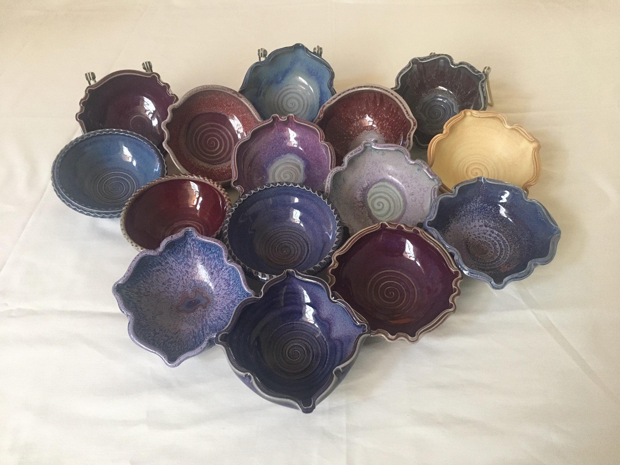 https://0901.nccdn.net/4_2/000/000/083/84e/bowls5.JPG