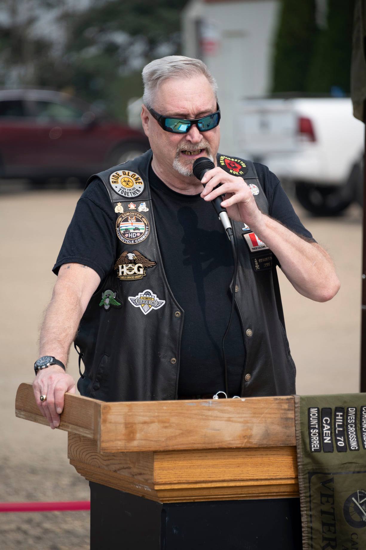 https://0901.nccdn.net/4_2/000/000/083/84e/mayor-of-devon-at-the-podium.jpg