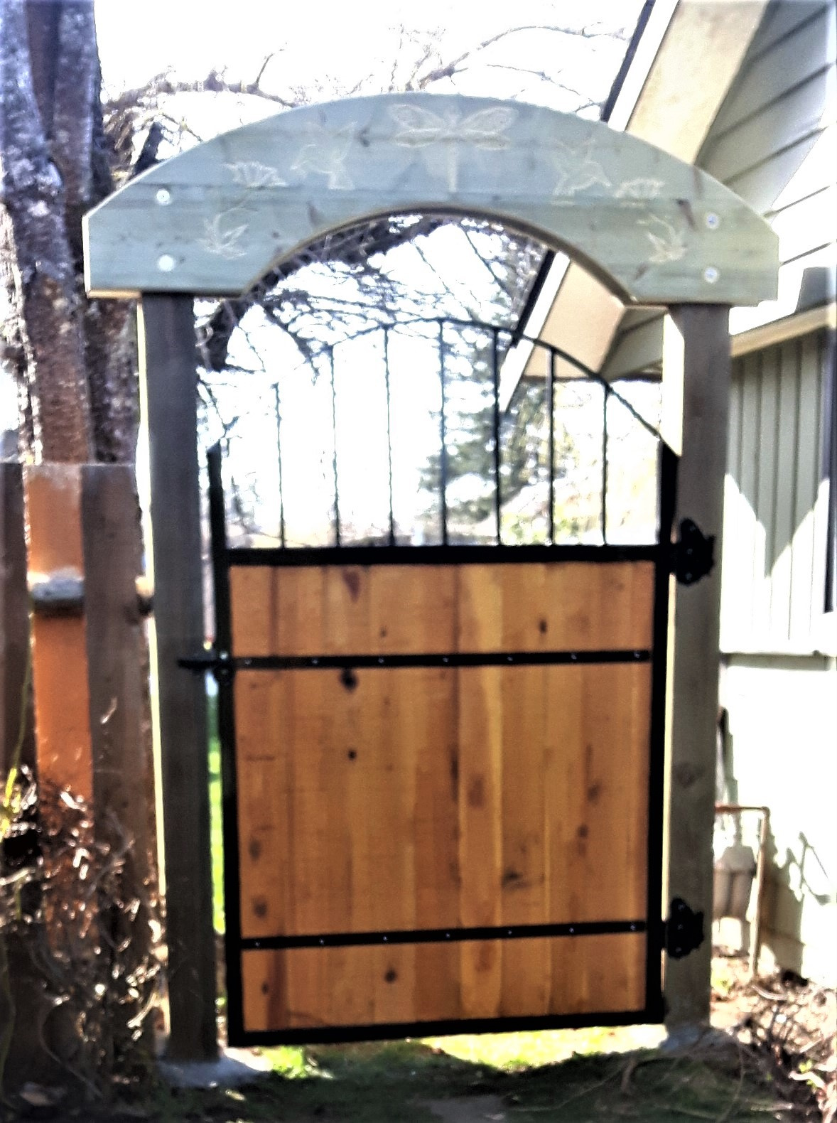 Gate, Humming bird Garden gate, Custom Carved Arbor, Campbell river BC, Vancouver island BC, Vancouver BC, Victoria BC, British Columbia,Alberta
