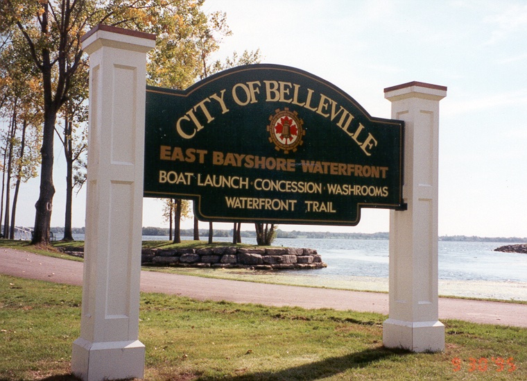 https://0901.nccdn.net/4_2/000/000/087/cfe/1-ebay--signage.jpg