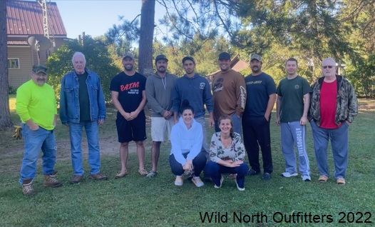 https://0901.nccdn.net/4_2/000/000/08a/4f2/2022-fall-ontario-black-bear-hunt-wild-north-outfitters-group-1.jpg