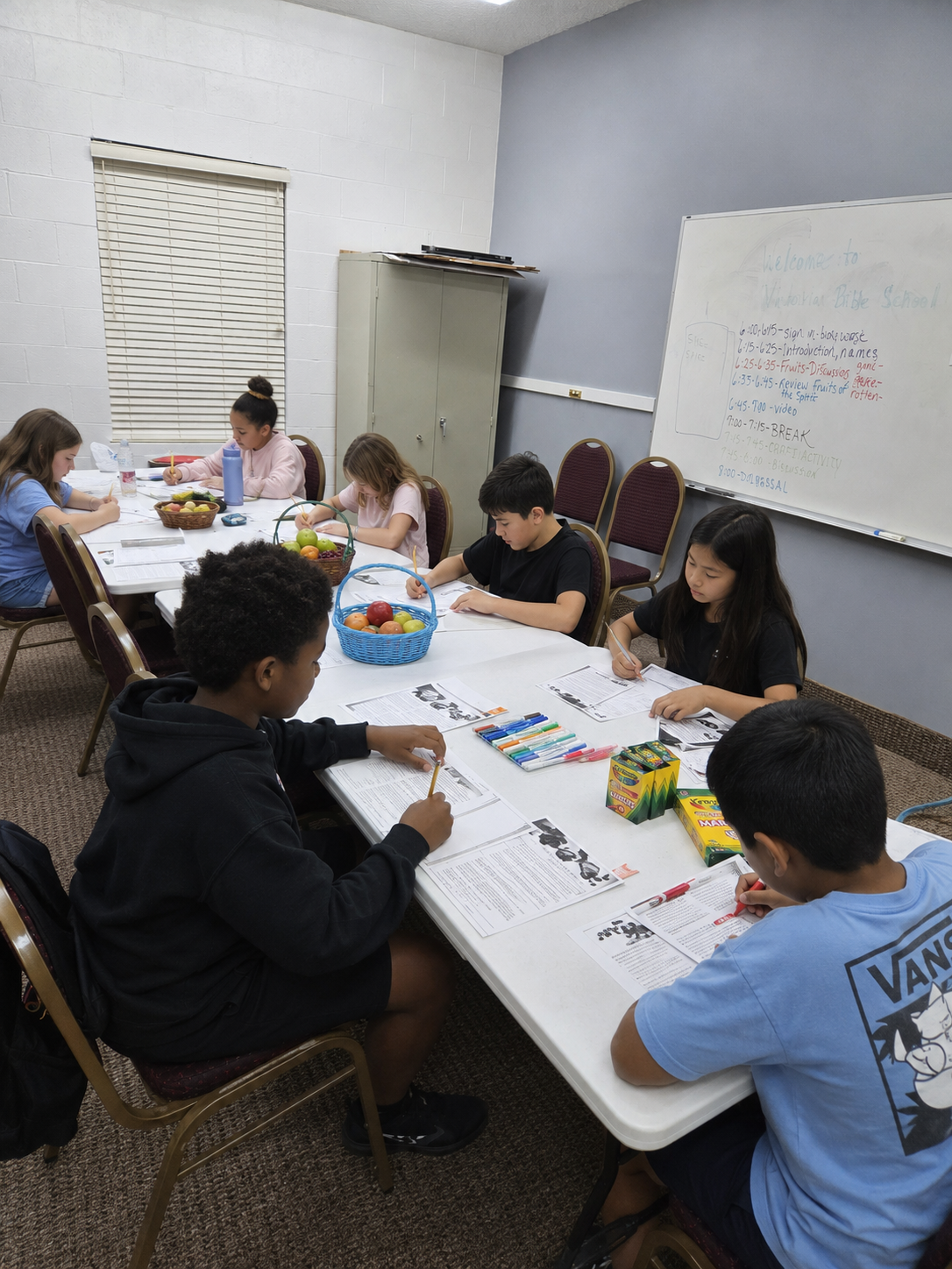 https://0901.nccdn.net/4_2/000/000/08a/755/school-class.png